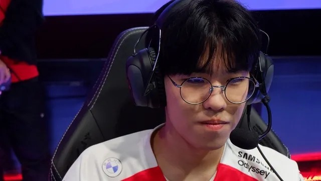 在当前竞争 在当前竞争