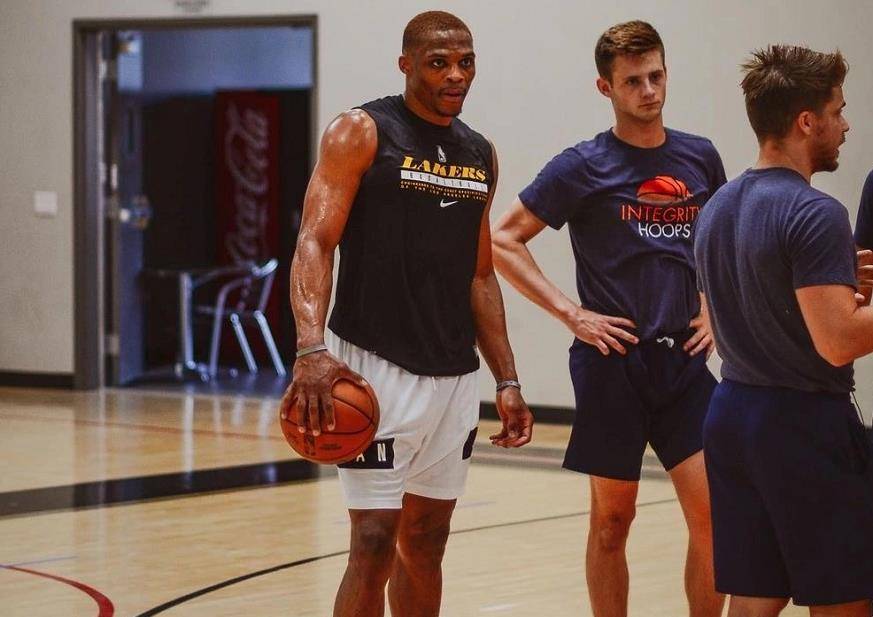 每一次反击 每一次反击